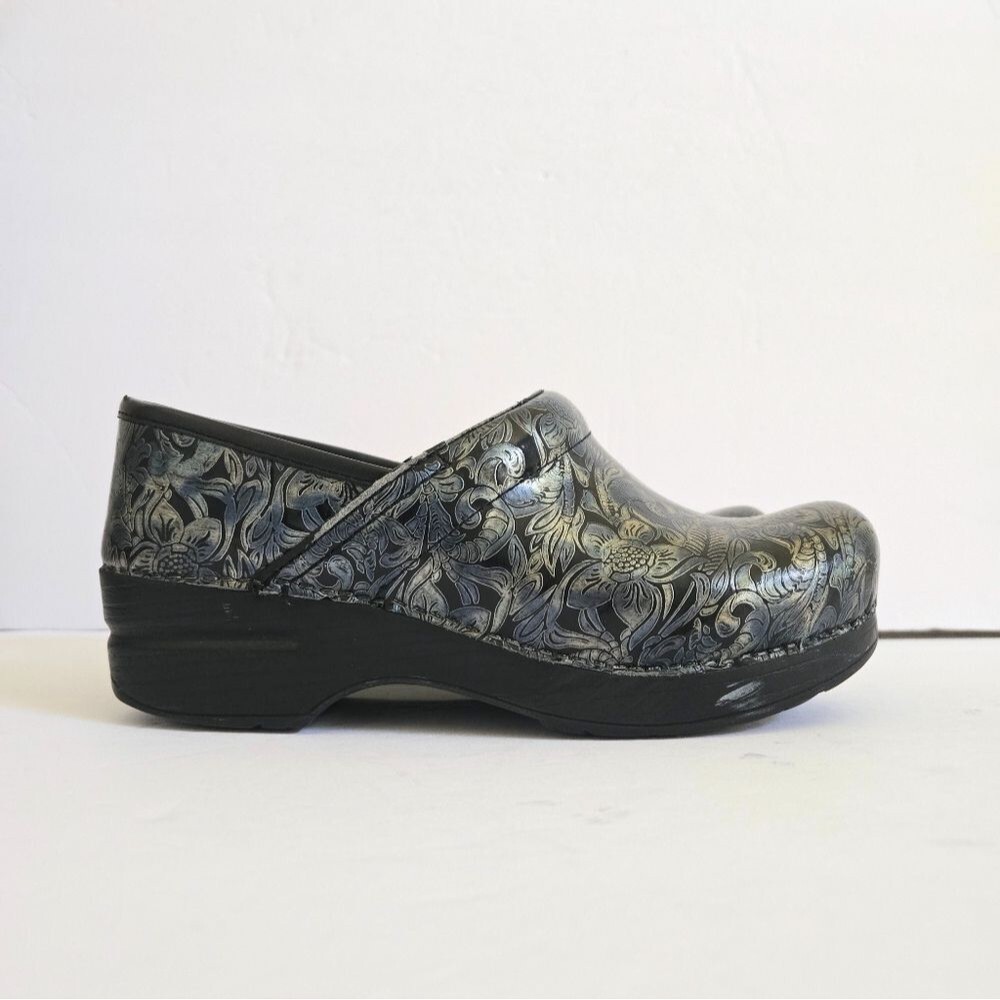 Dansko Professional Floral Clogs size 6.5